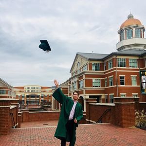 Meet your Posher, Jonathan